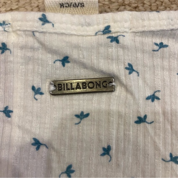 Billabong Find Me Wrap Baby Tee, Blue Floral, Small - Picture 4 of 4